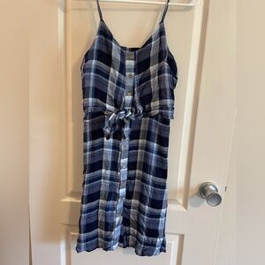 Universal Thread Plaid Tie Front size S dress